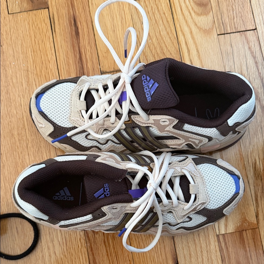 bad bunny adidas response - men’s 7/womens 8.5 - Picture 2 of 4
